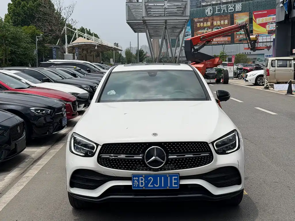 Mercedes-Benz GLC Coupe 2023 GLC 260 4MATIC Coupe SUV
