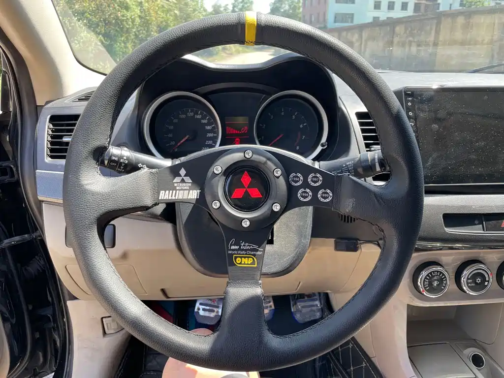 Mitsubishi Lancer EX 2011 Fashion Edition 1.8L Manual Comfort