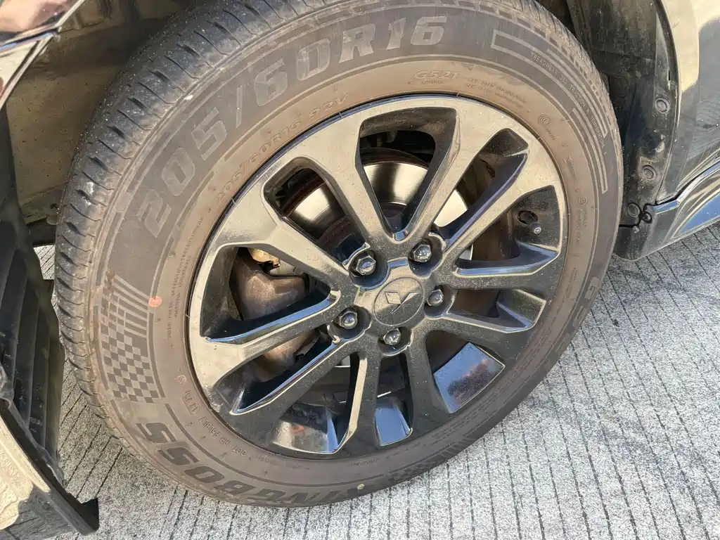Mitsubishi Lancer EX 2011 Fashion Edition 1.8L Manual Comfort