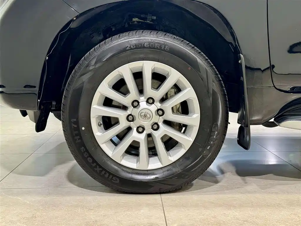 Prado 2014 4.0L Automatic VX NAVI