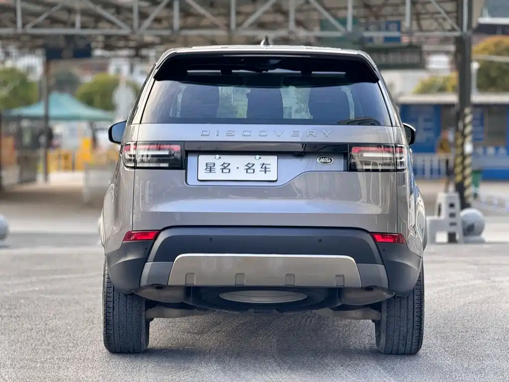 Land Rover Discovery 2019 2.0T SE
