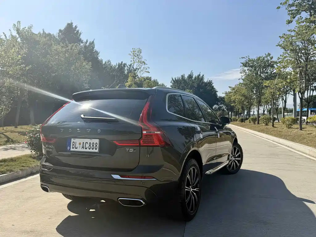 Volvo XC60 2021 T5 AWD