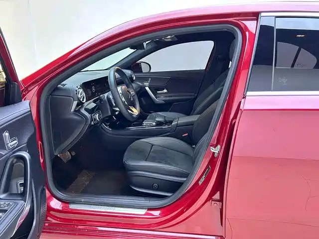 Mercedes-Benz A-Class 2020 A 200 L Sport Sedan Fashion Edition