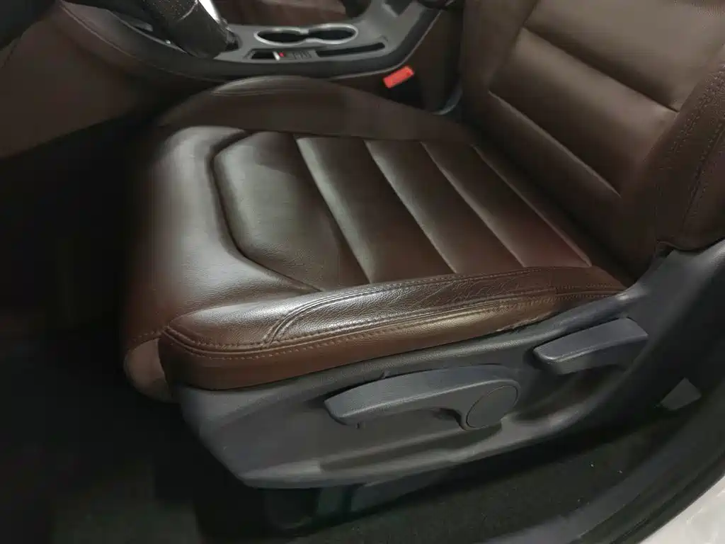 Haima V70 2016 1.5T Automatic Shi Chang Edition 7-Seater