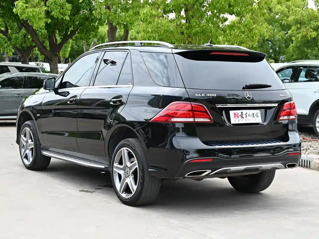Mercedes-Benz GLE 400 4MATIC