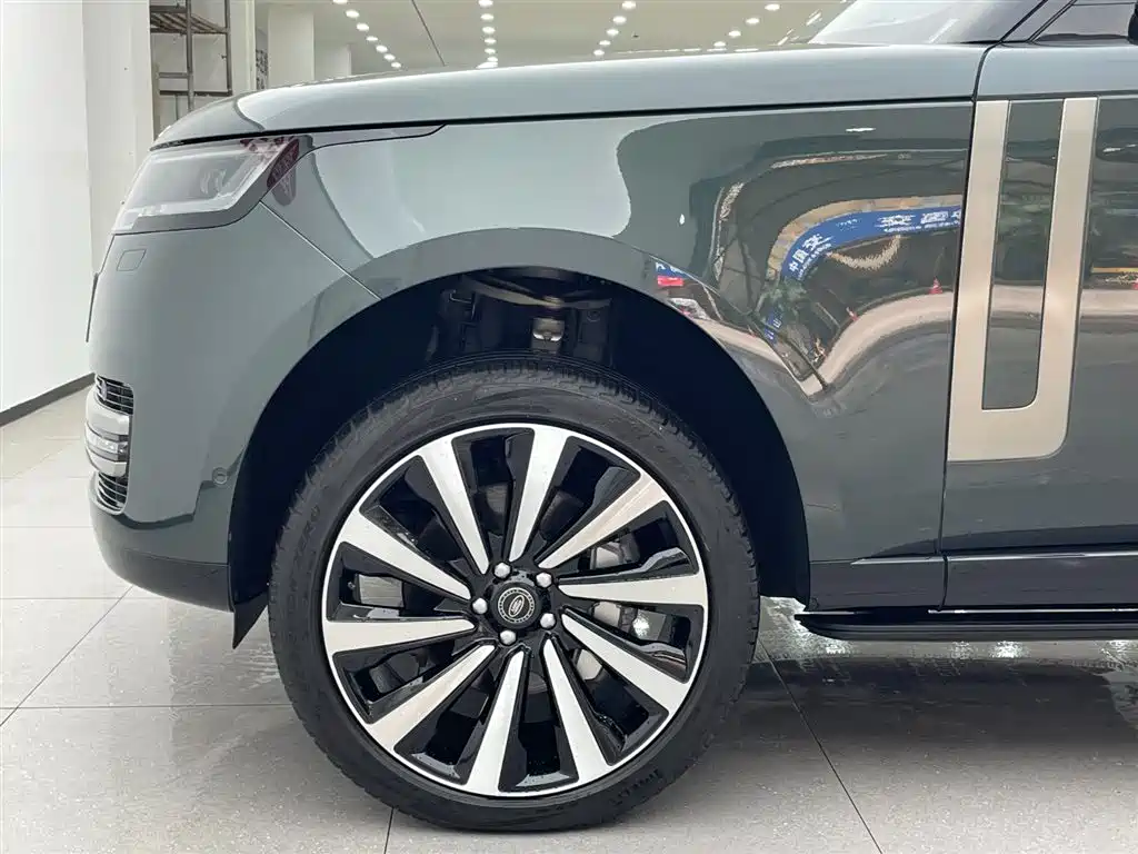 Range Rover 2023 3.0 L6 400PS Autobiography Seven-Seater Long Wheelbase