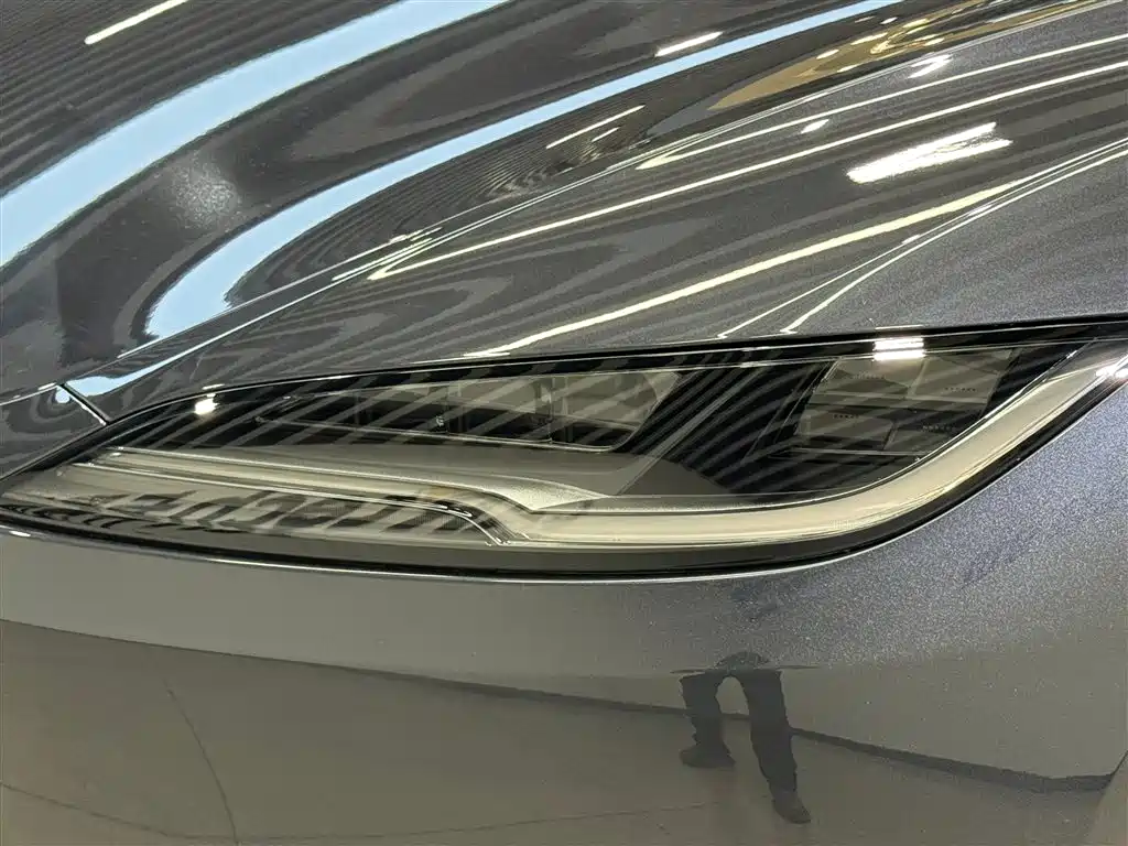 Tesla Model 3 2023 RWD