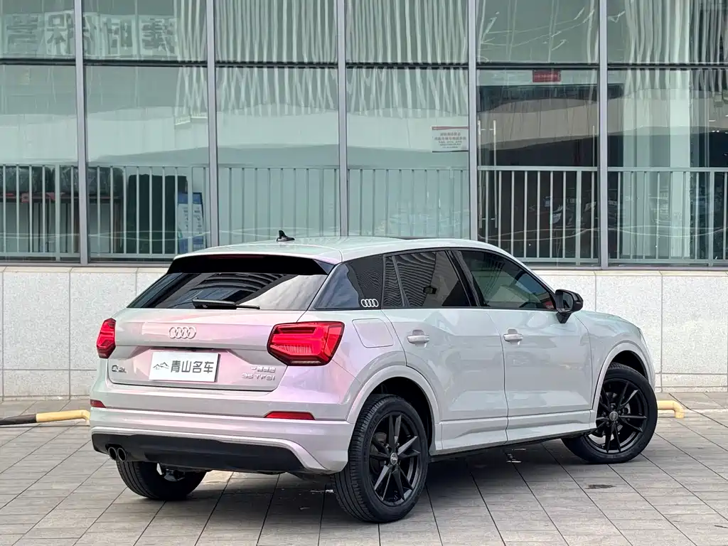Audi Q2L 2018 35 TFSI Launch Edition China VI