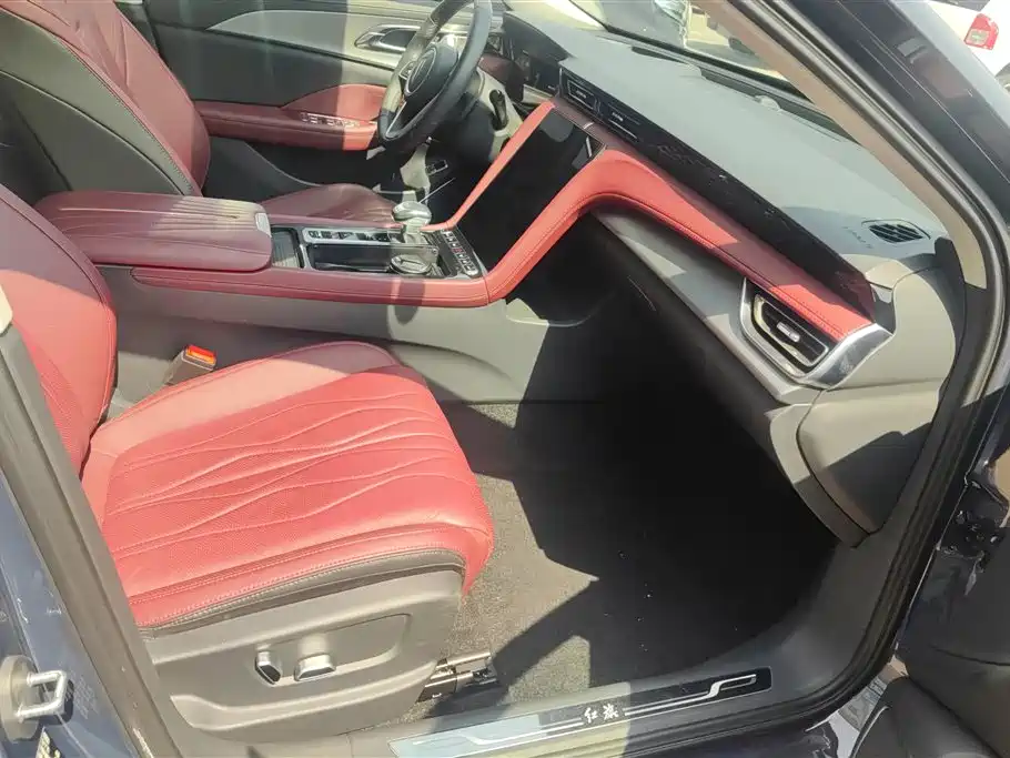 Hongqi H5 2023 2.0T Automatic ZhiLian QiLing Edition