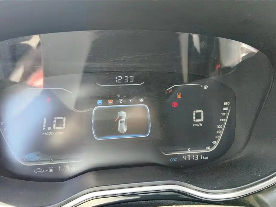SWM Iron Man 2021 1.5T Manual Silver Edition