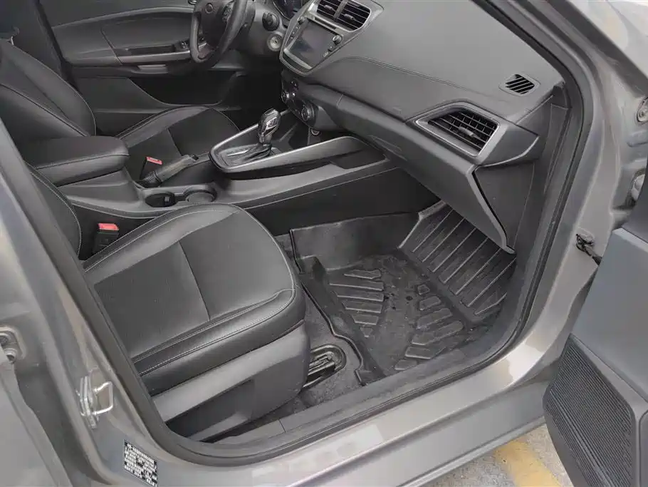 Ford Escort 2015 1.5L Automatic Fashion