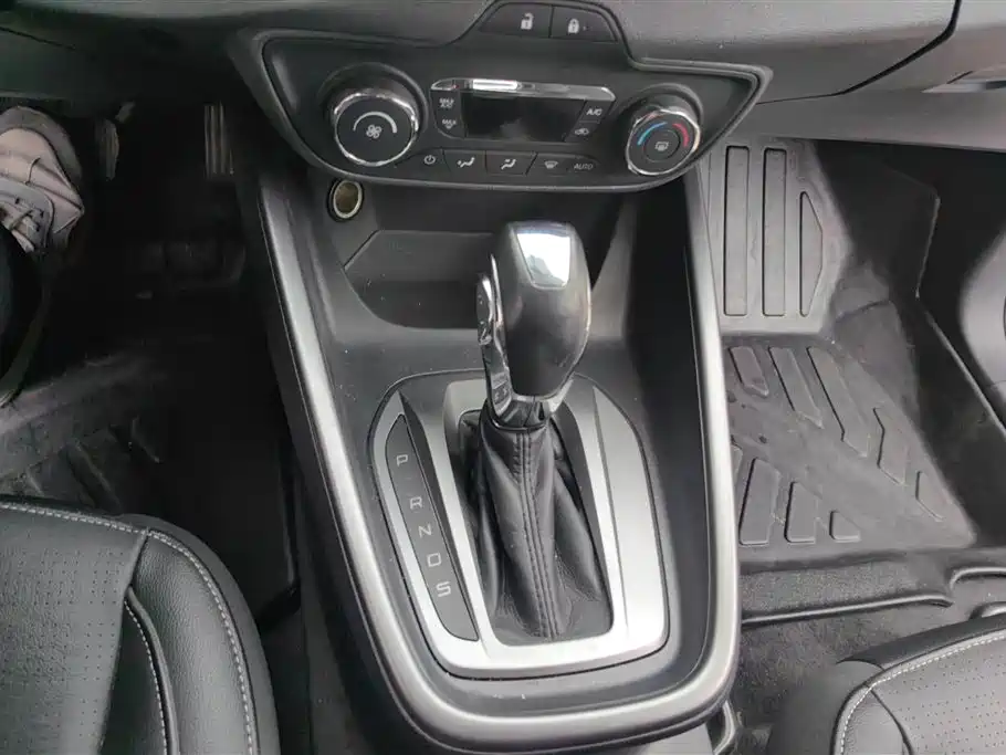 Ford Escort 2015 1.5L Automatic Fashion