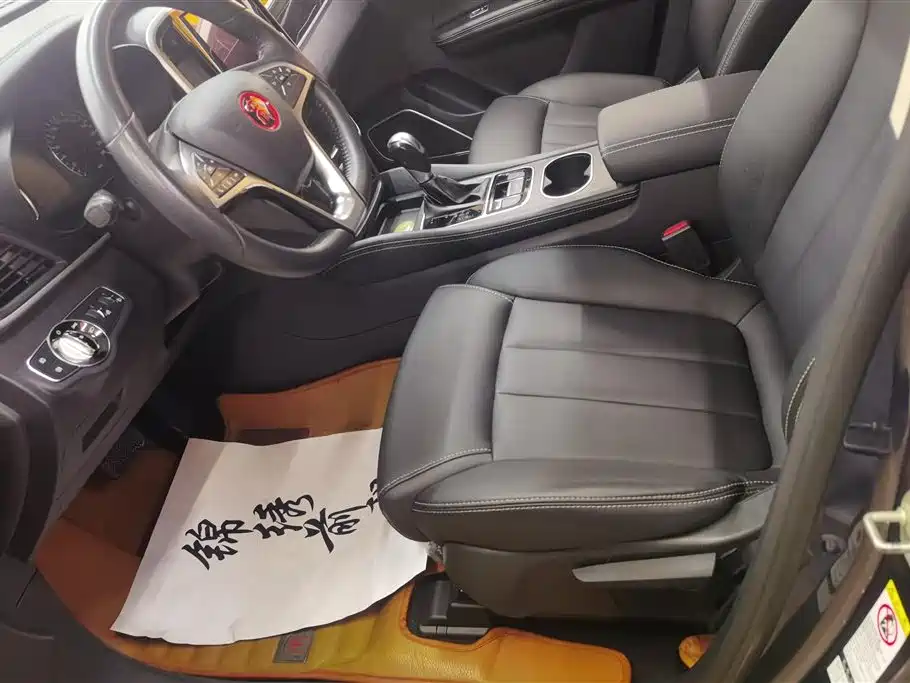 BYD Song MAX 2018 1.5T Automatic Zhilian Zunxiang 7-Seater