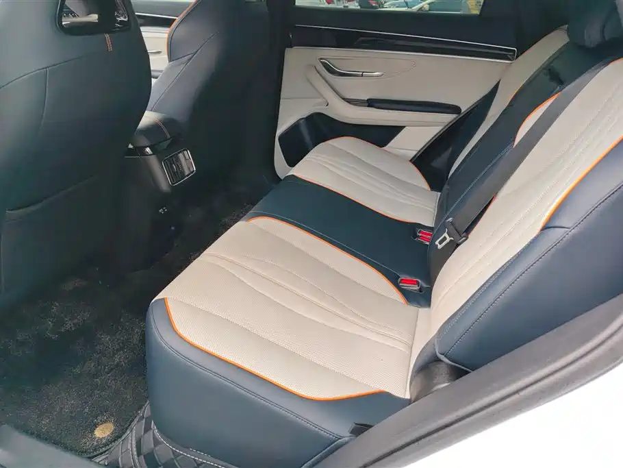 Song PLUS NEV 2023 Champion Edition DM-i 110KM Flagship PLUS