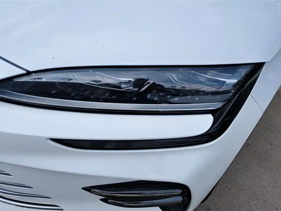 Song PLUS NEV 2023 Champion Edition DM-i 110KM Flagship PLUS