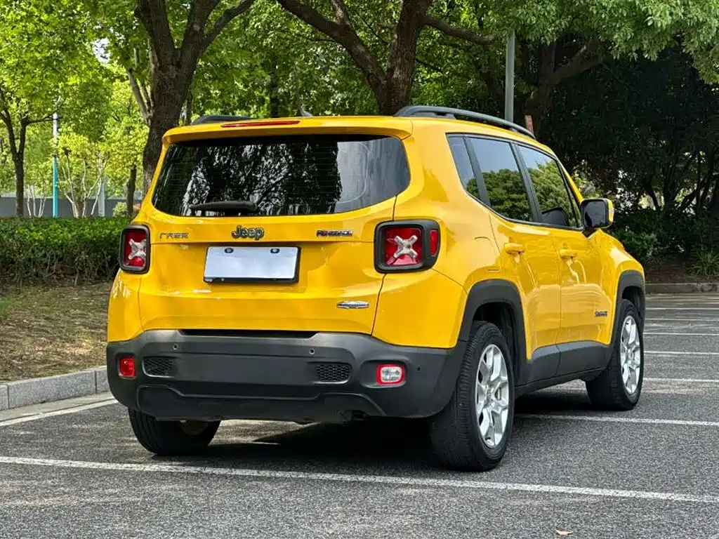 Jeep Renegade 2018 Connected Screen Edition 180T Automatic High Energy Edition