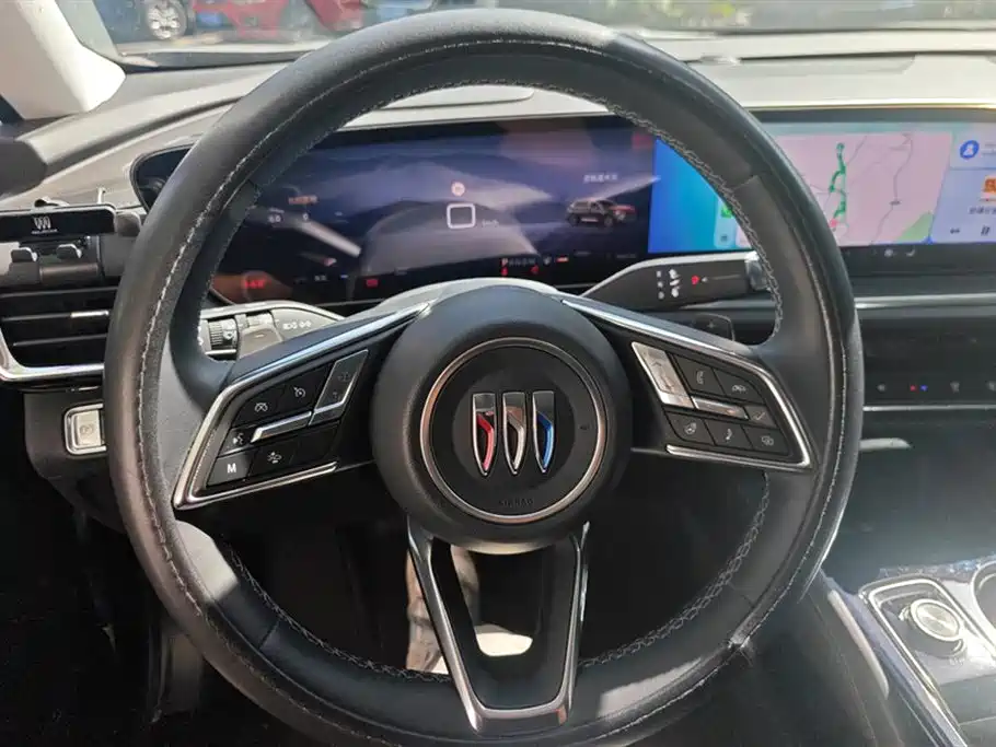 Buick Envision Plus 2025 28T FWD Platinum Edition
