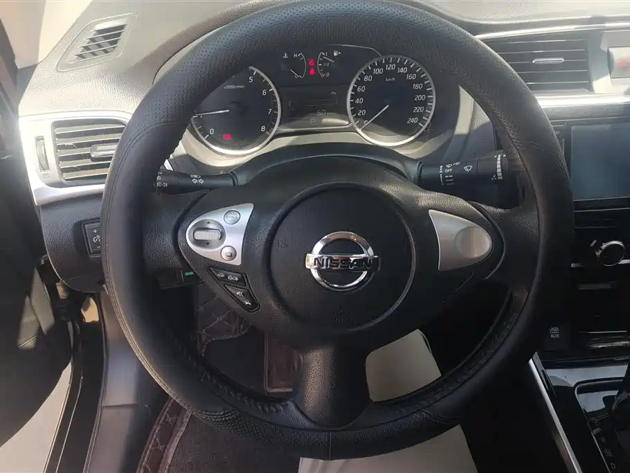 Nissan Sylphy 2018 1.6XV CVT Premium Edition