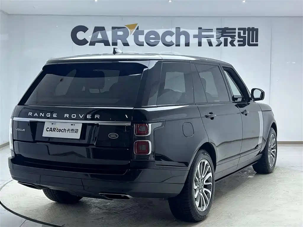 Range Rover 2020 3.0 L6 Heritage Extended Wheelbase Edition