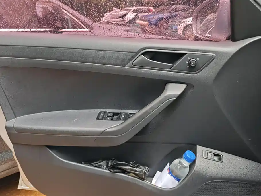 Jetta 2015 Value Edition 1.6L Manual Fashion