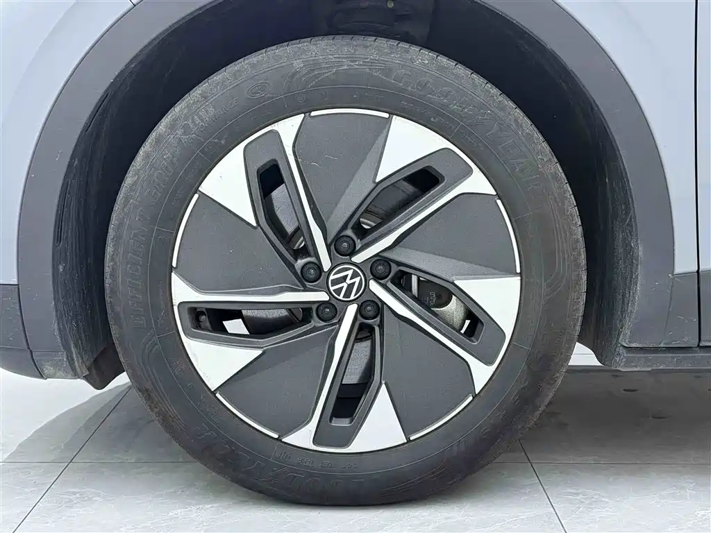 ID.4 CROZZ 2022 Long Range PURE+ Edition