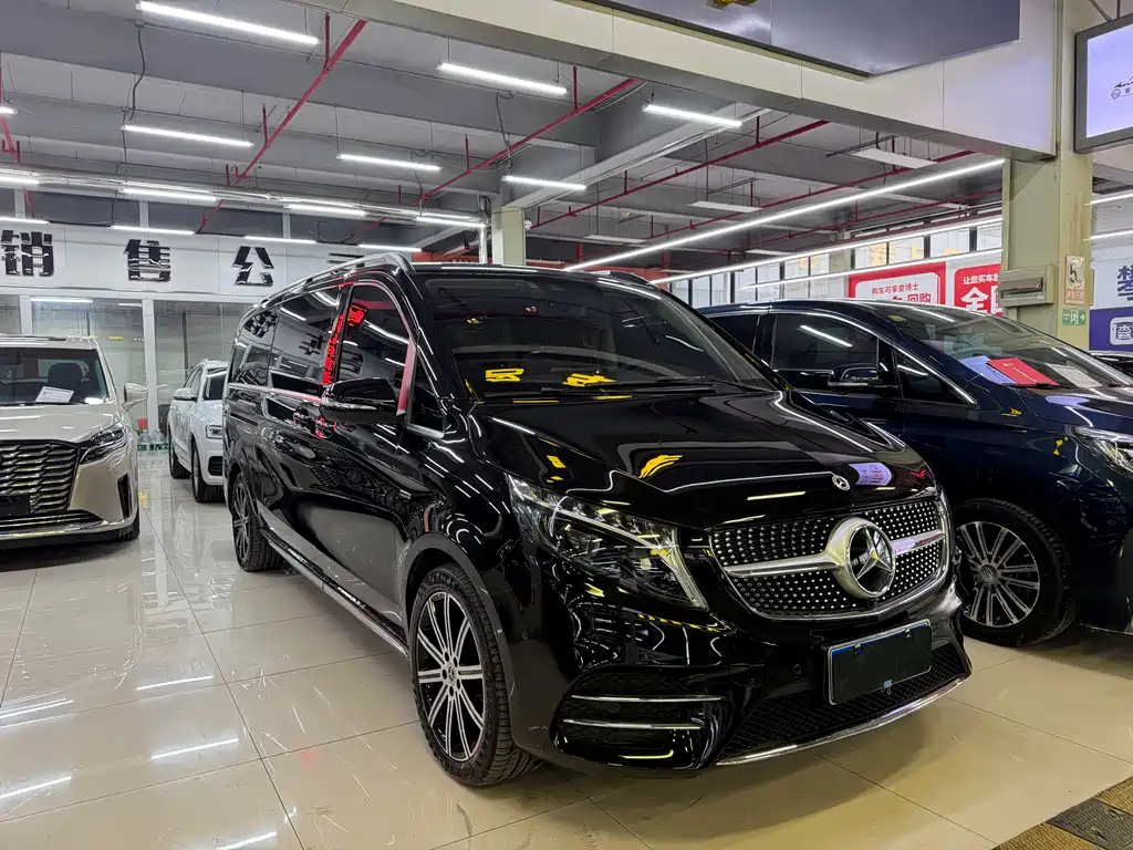 Mercedes-Benz V-Class 2022 V 260 L Long Wheelbase Luxury Edition