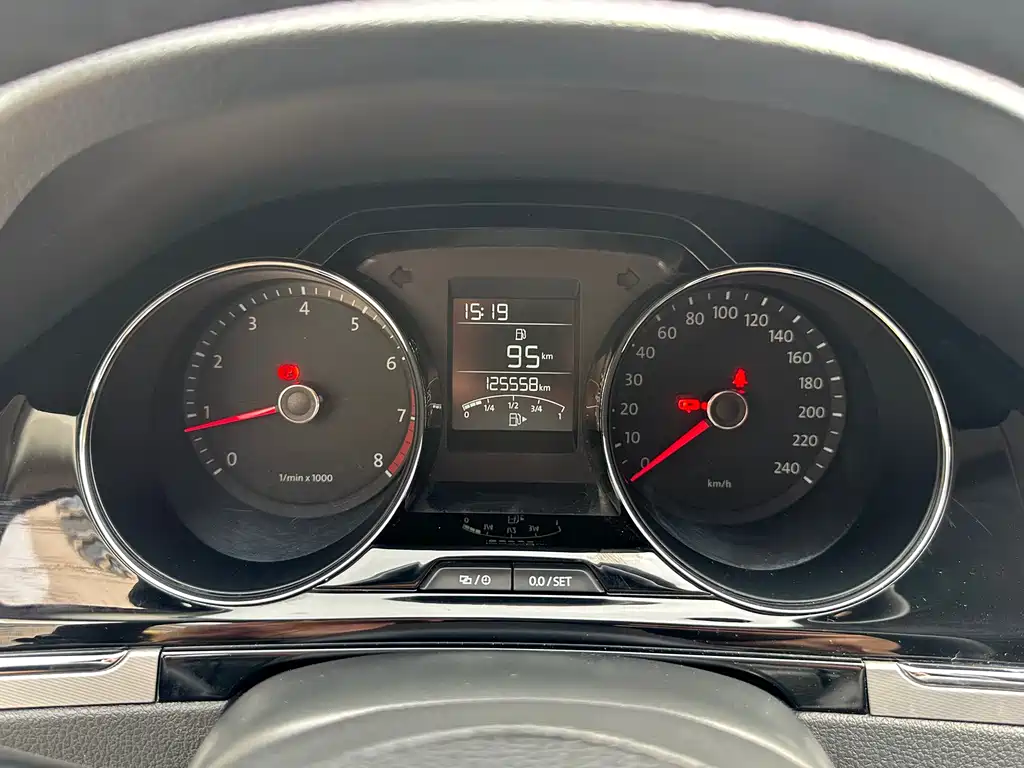 Volkswagen Bora 2014 1.6L Manual Comfort