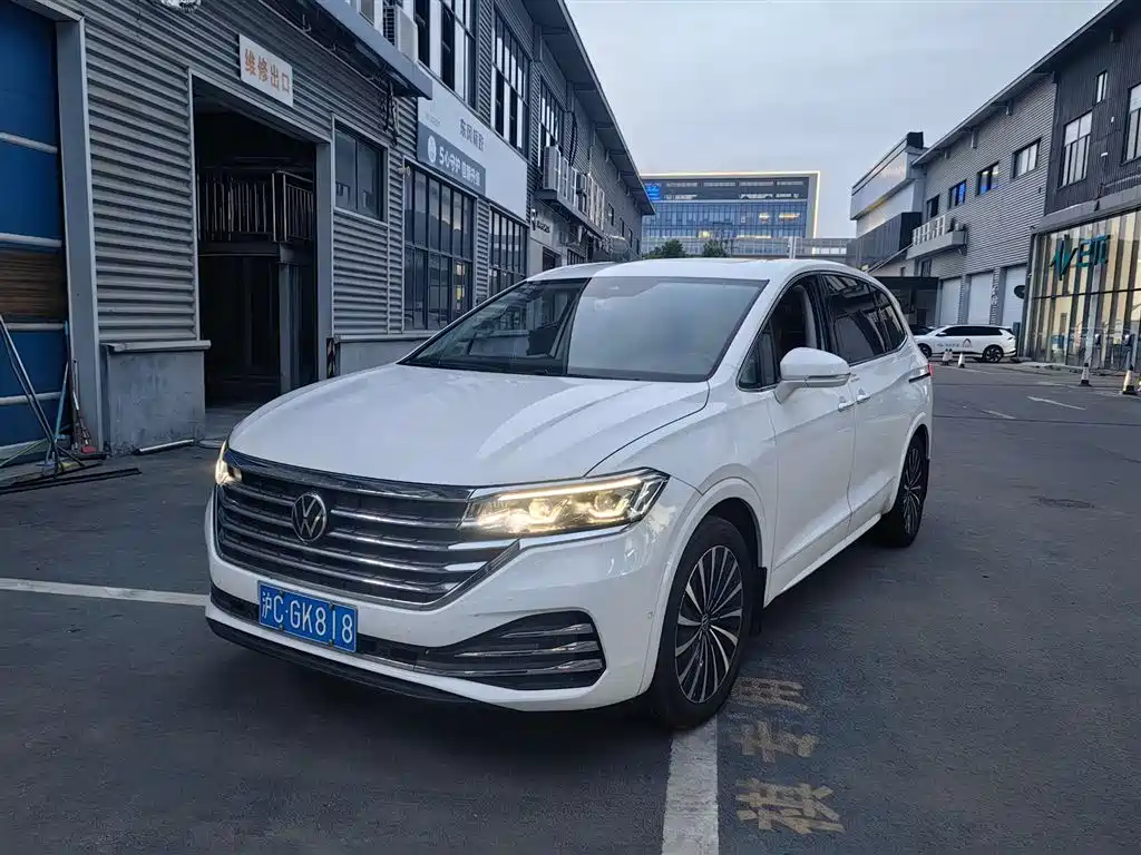 Viloran 2022 380TSI Prestige Edition