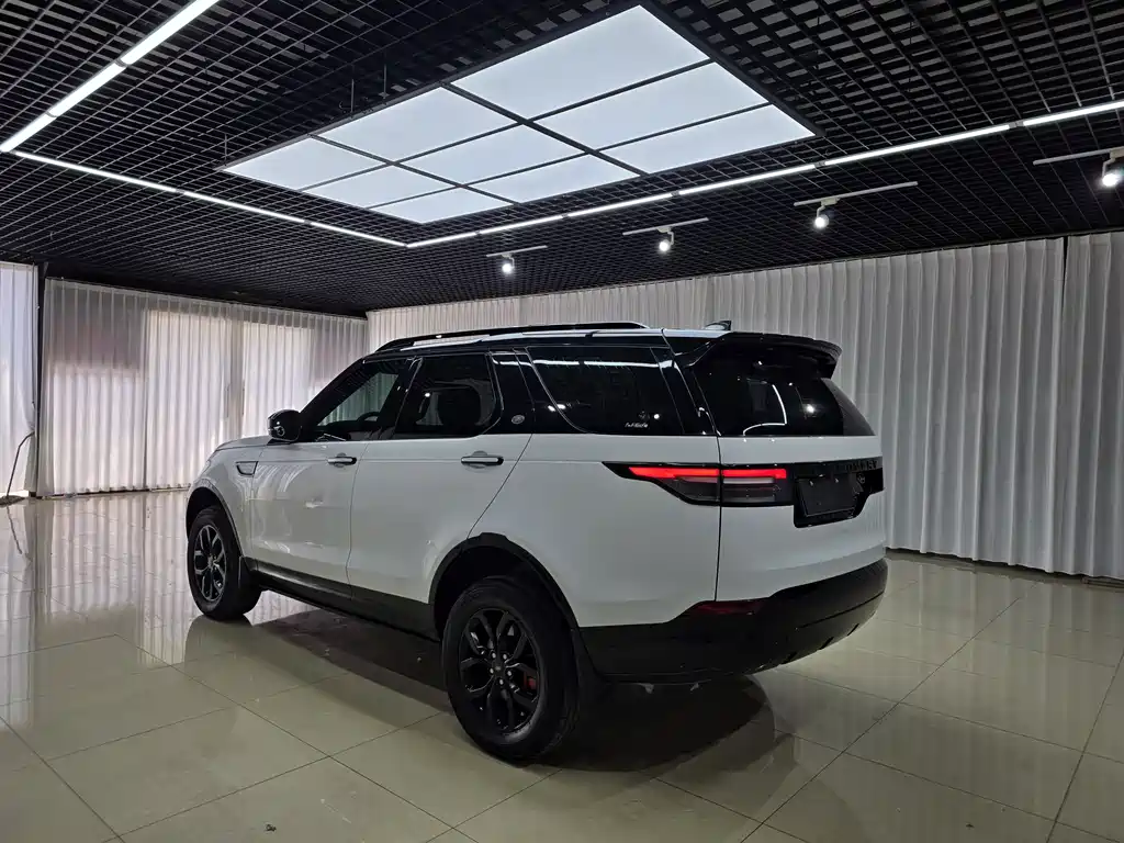 Land Rover Discovery 2018 3.0 SC V6 SE
