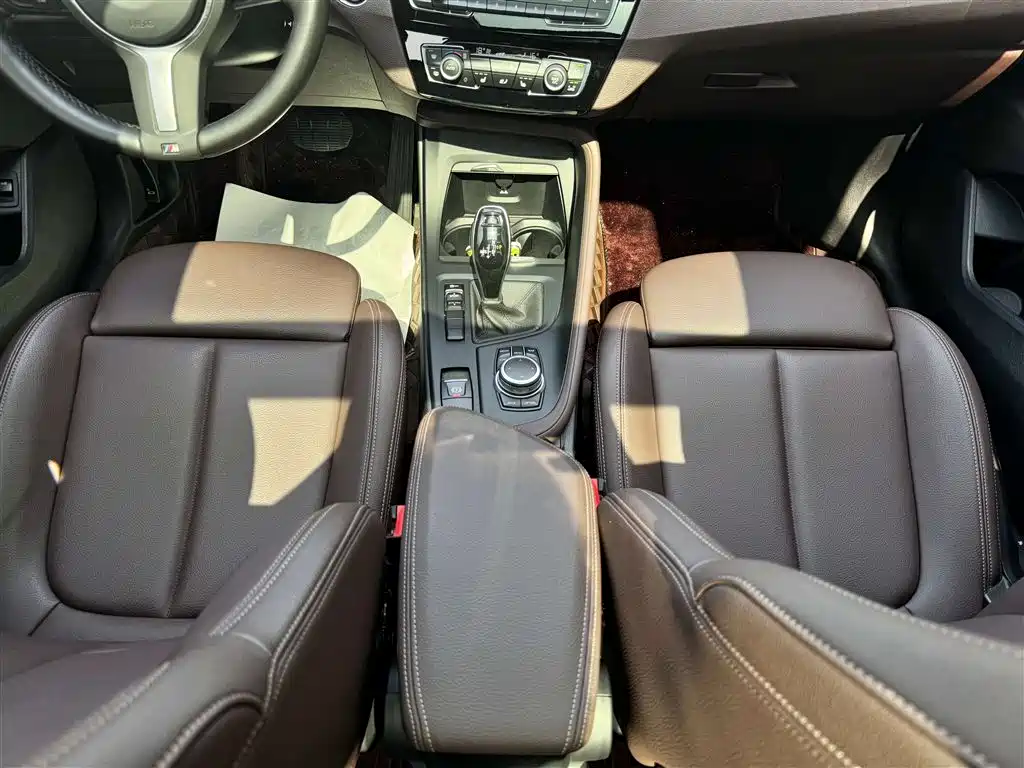 BMW X1 2021 sDrive25Li Leading Edition - фото 25