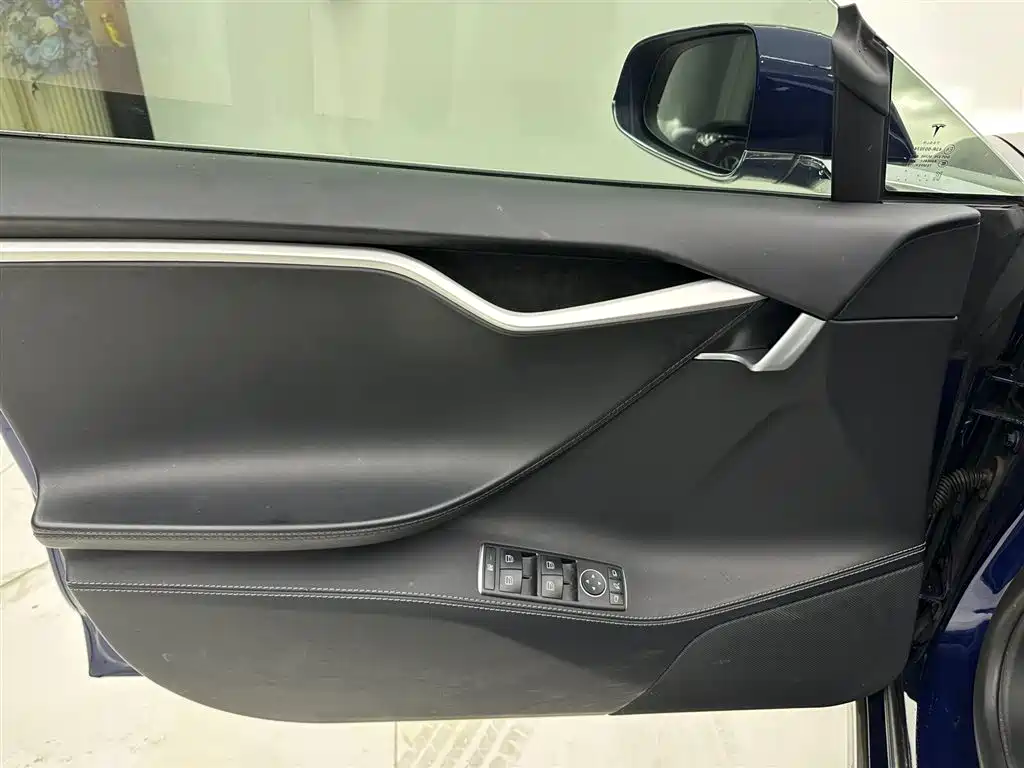Tesla Model S 2017 75D Standard Range Edition