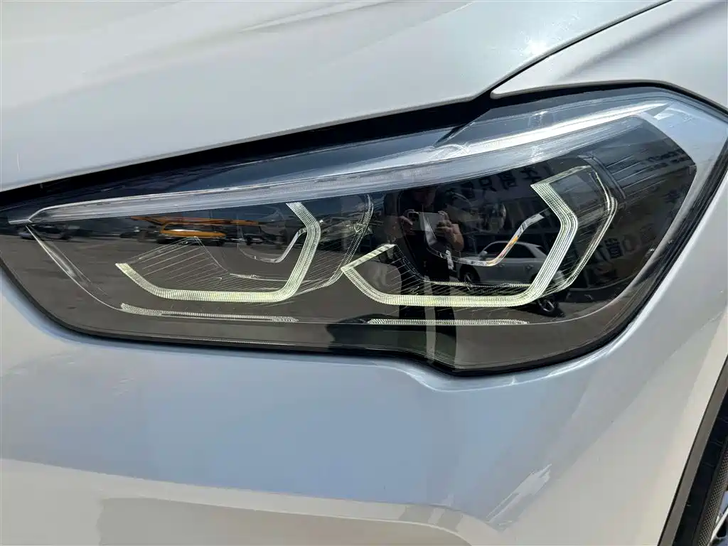 BMW X1 2021 sDrive25Li Leading Edition - фото 10