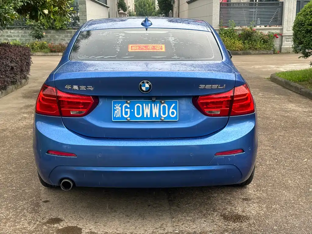 BMW 1 Series 2018 118i Fashion Edition