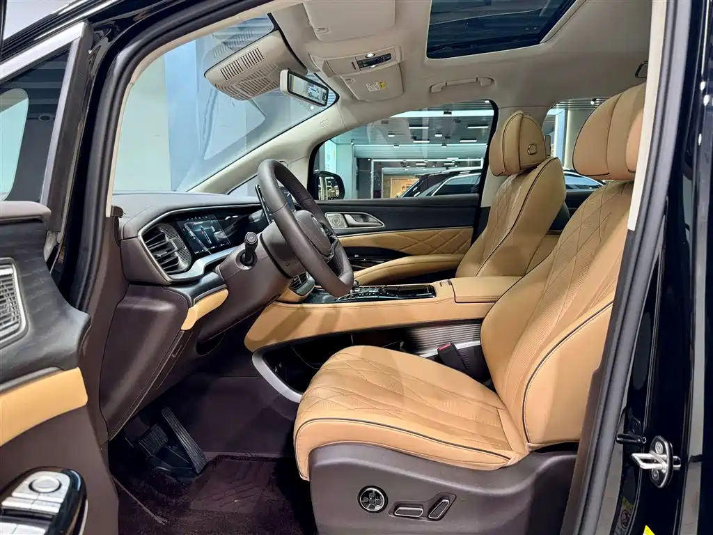 Denza D9 2024 DM-i 980 AWD Zunjong