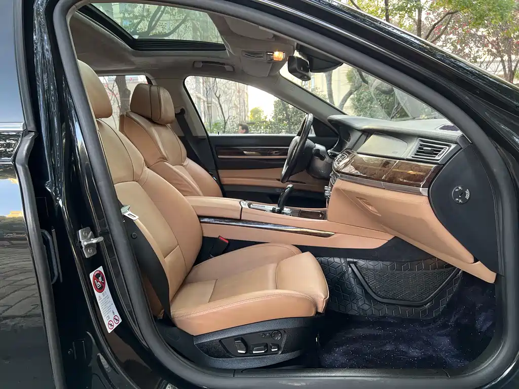 BMW 7 Series 2010 760Li