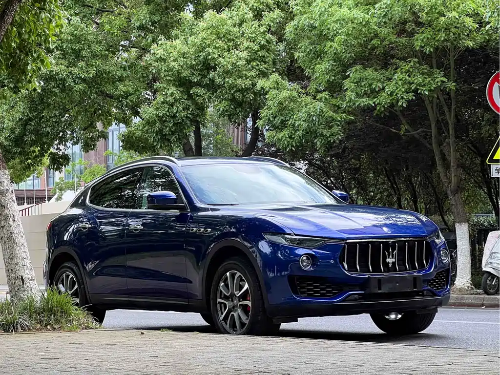 Levante 2018 3.0T Standard Edition