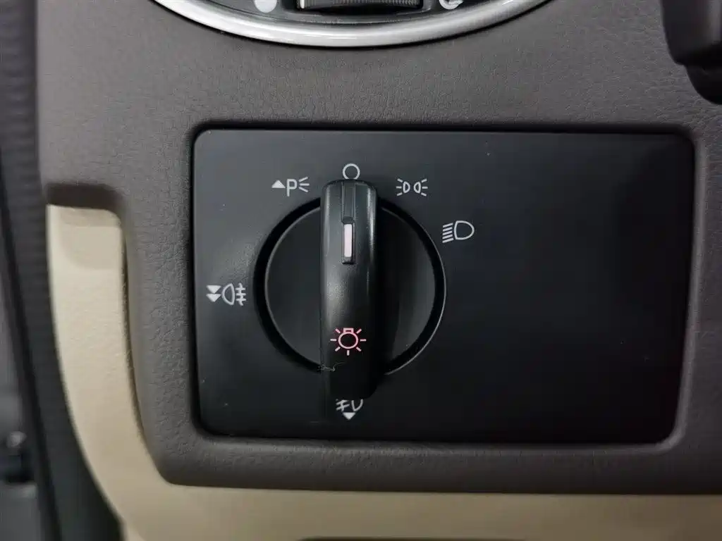 Ford Focus 2013 Sedan Classic 1.8L Manual Base