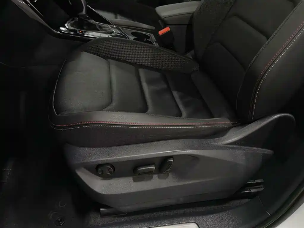 Tayron 2019 Expedition Edition 280TSI FWD Luxury China VI