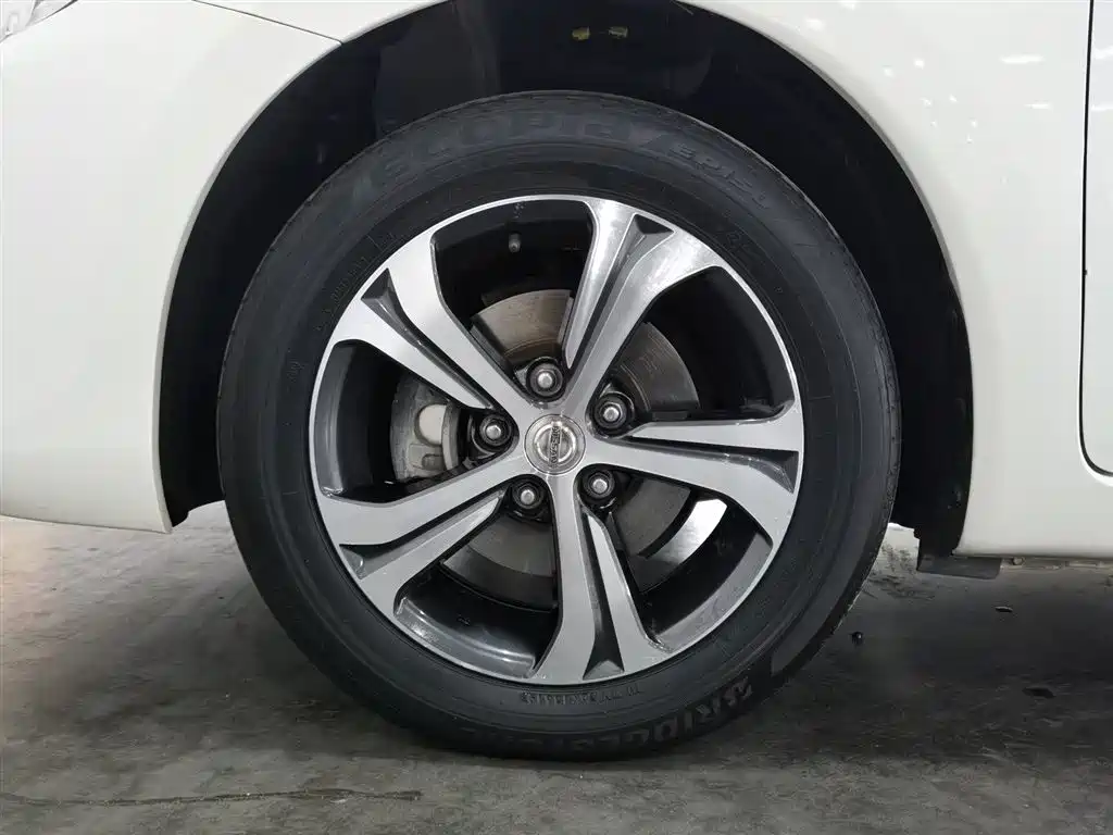 Nissan Tiida 2019 1.6L CVT Smart Edition China VI