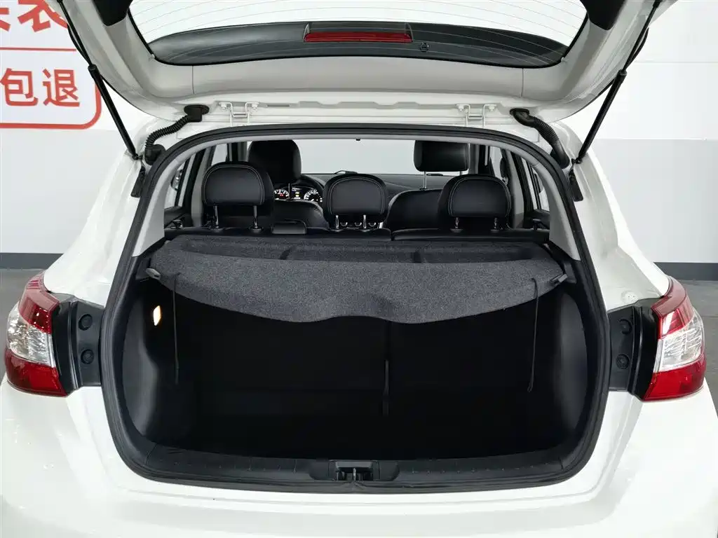 Nissan Tiida 2019 1.6L CVT Smart Edition China VI