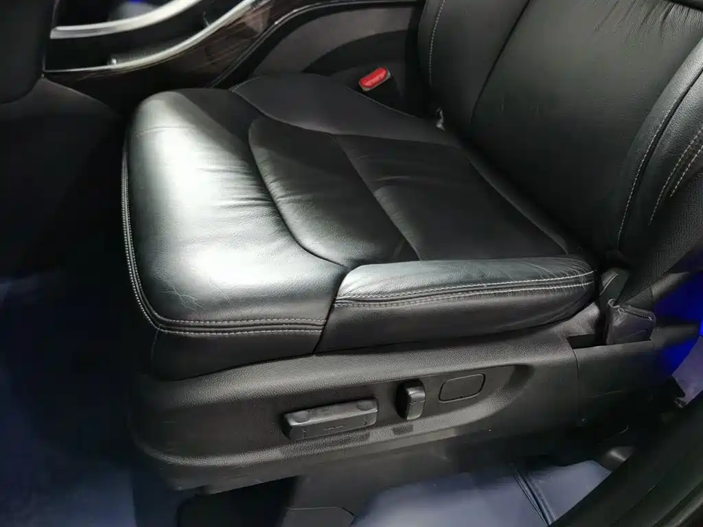 Honda Elysion 2016 2.4L Supreme Edition