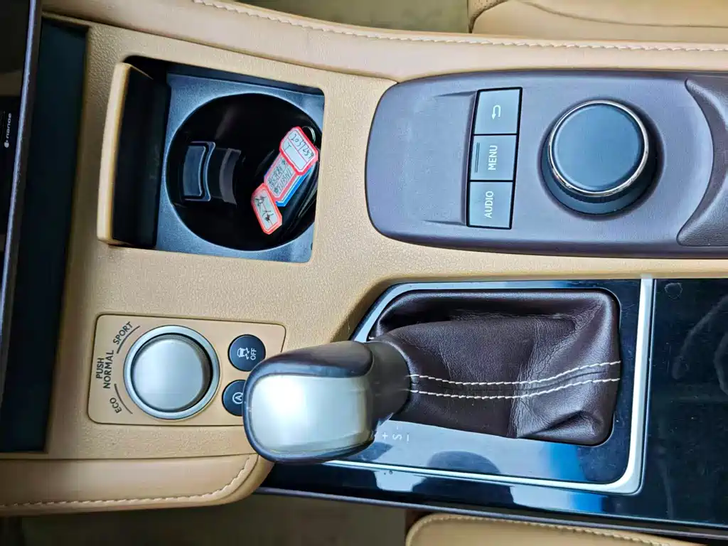 Lexus ES 2015 200 Elite Edition