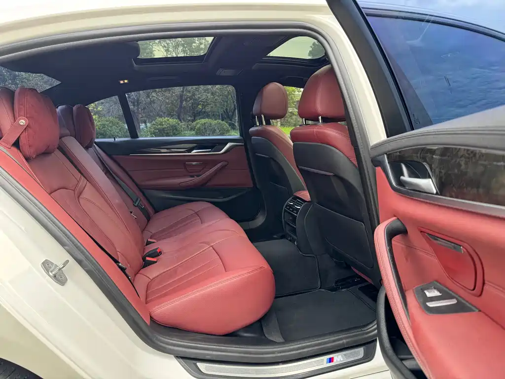 BMW 5 Series 2019 Facelift 530Li Leading Edition M Sport Package