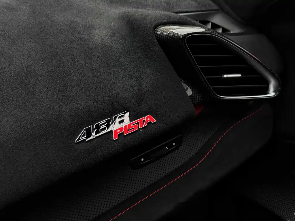 Ferrari 488 Pista