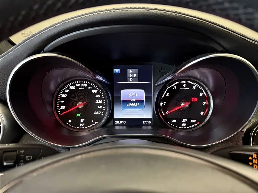 Mercedes-Benz GLC 2018 GLC 260 4MATIC Luxury