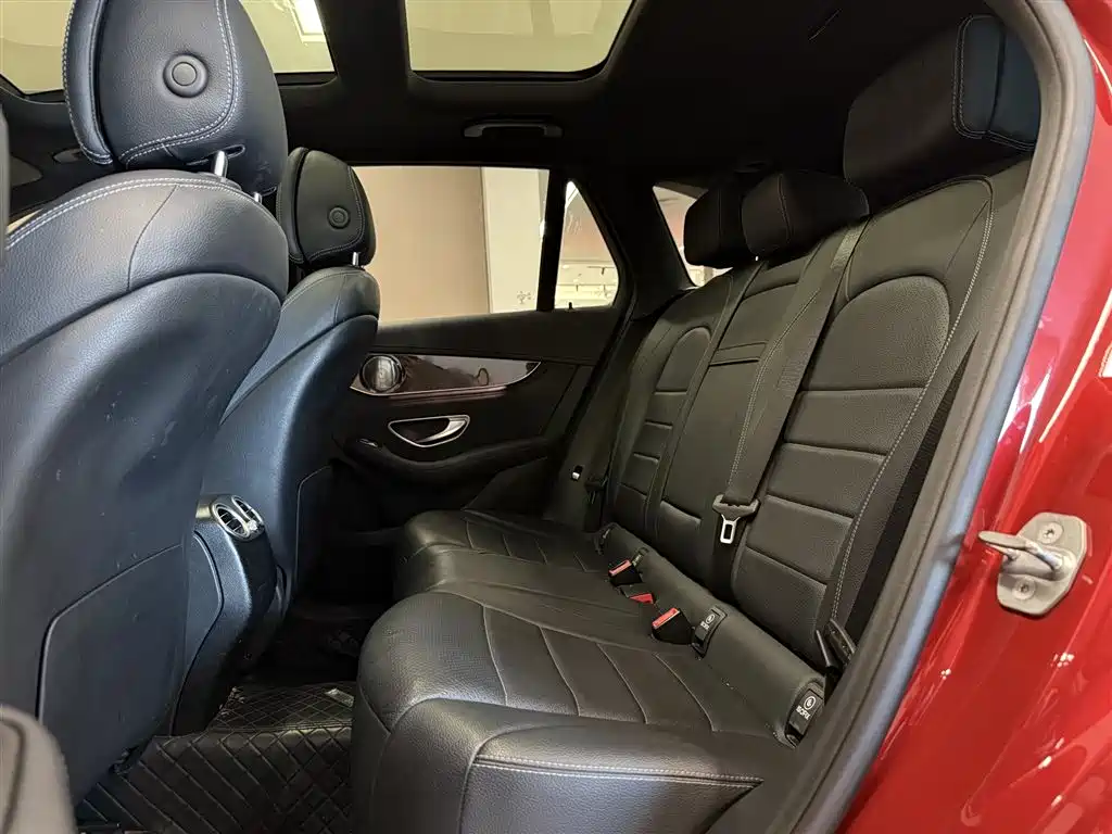 Mercedes-Benz GLC 2018 GLC 260 4MATIC Luxury