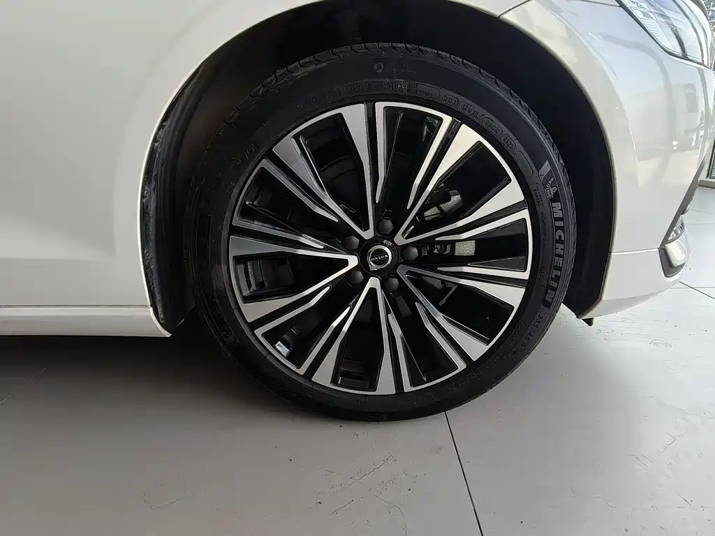 Volvo S60 2024 B4 Inscription