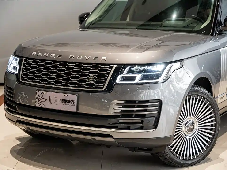 2022 Range Rover 3.0 L6 400PS Heritage Extended Classic Edition