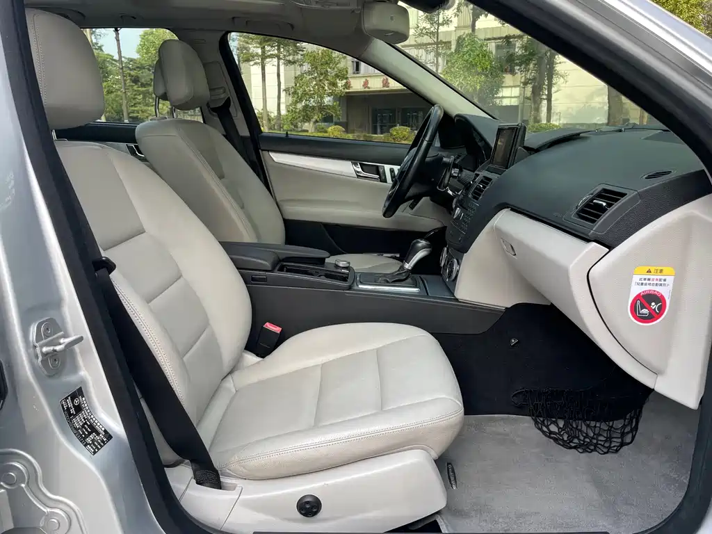 Mercedes-Benz C-Class (Import) 2010 C 300 Estate