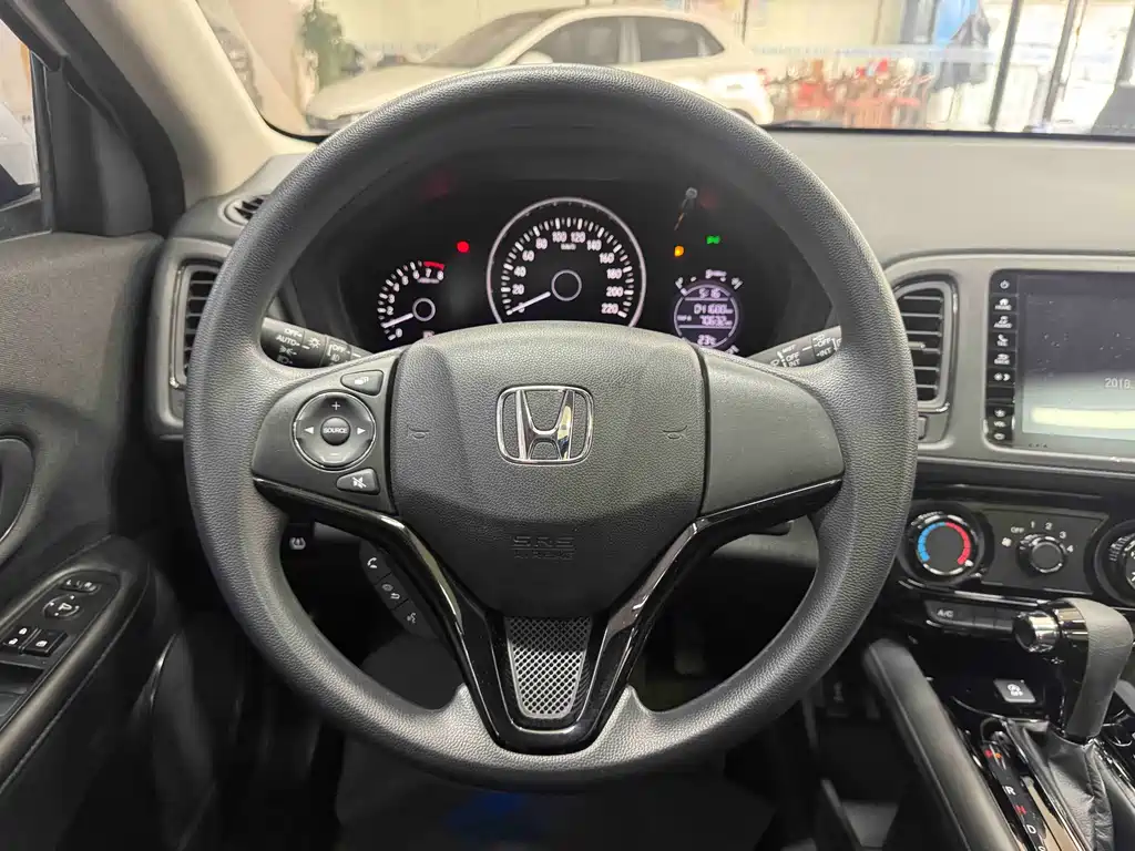 Honda Vezel 2022 1.5L CVT Phantom Night Pioneer Edition